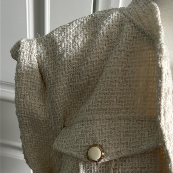 Christian Lacroix Ivory Textured Vest - Picture 3 of 11